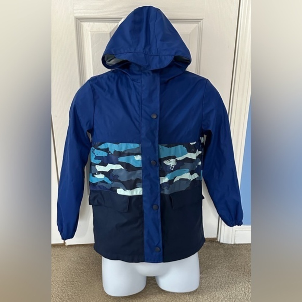 Cat & Jack Boys Blue Hooded Raincoat Size M